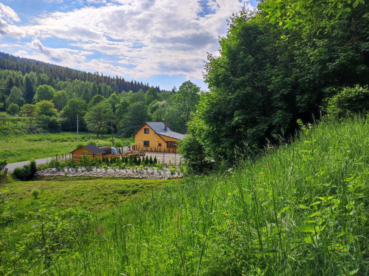 Drewniany Domek Daria i Tomek 2 domki na 8 osób Stronie Slaskie Exterior foto